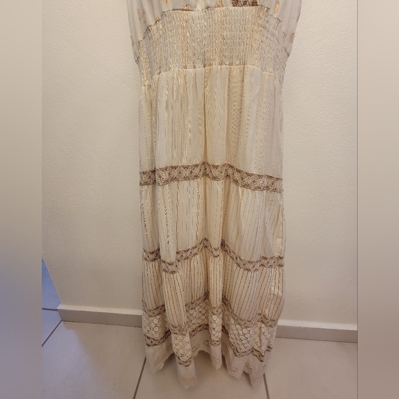 Dress Naoo Sleeveless Maxi Dress - Picture 4 of 8